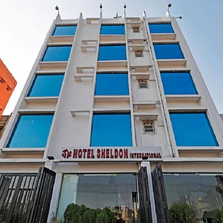 Hotel Sheldon International Near Science City Калькутта Экстерьер фото